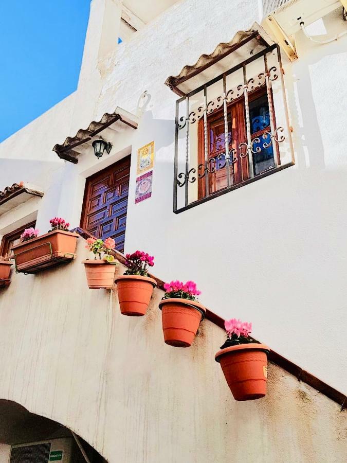 Oh La La Apartment Tarragona Bagian luar foto